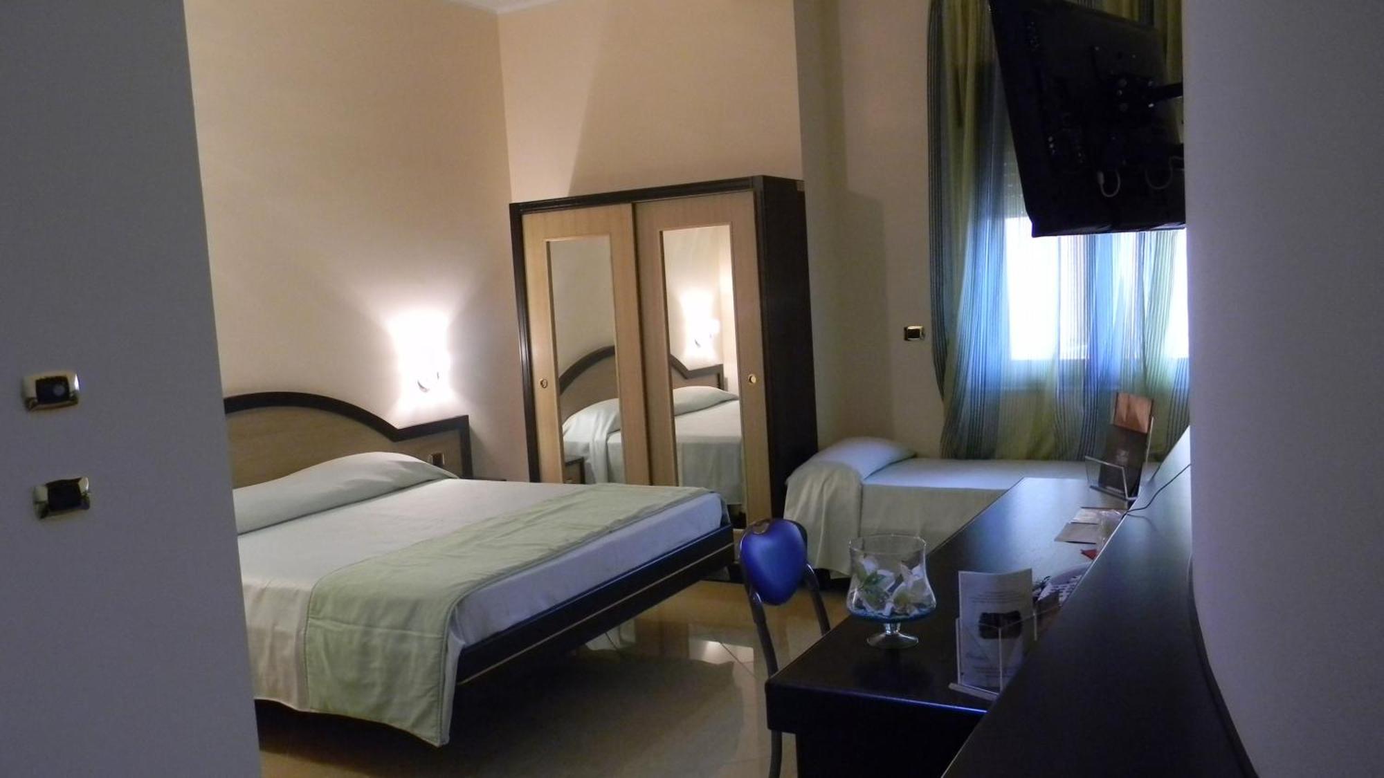 Grand Hotel Paradiso Catanzaro Værelse billede