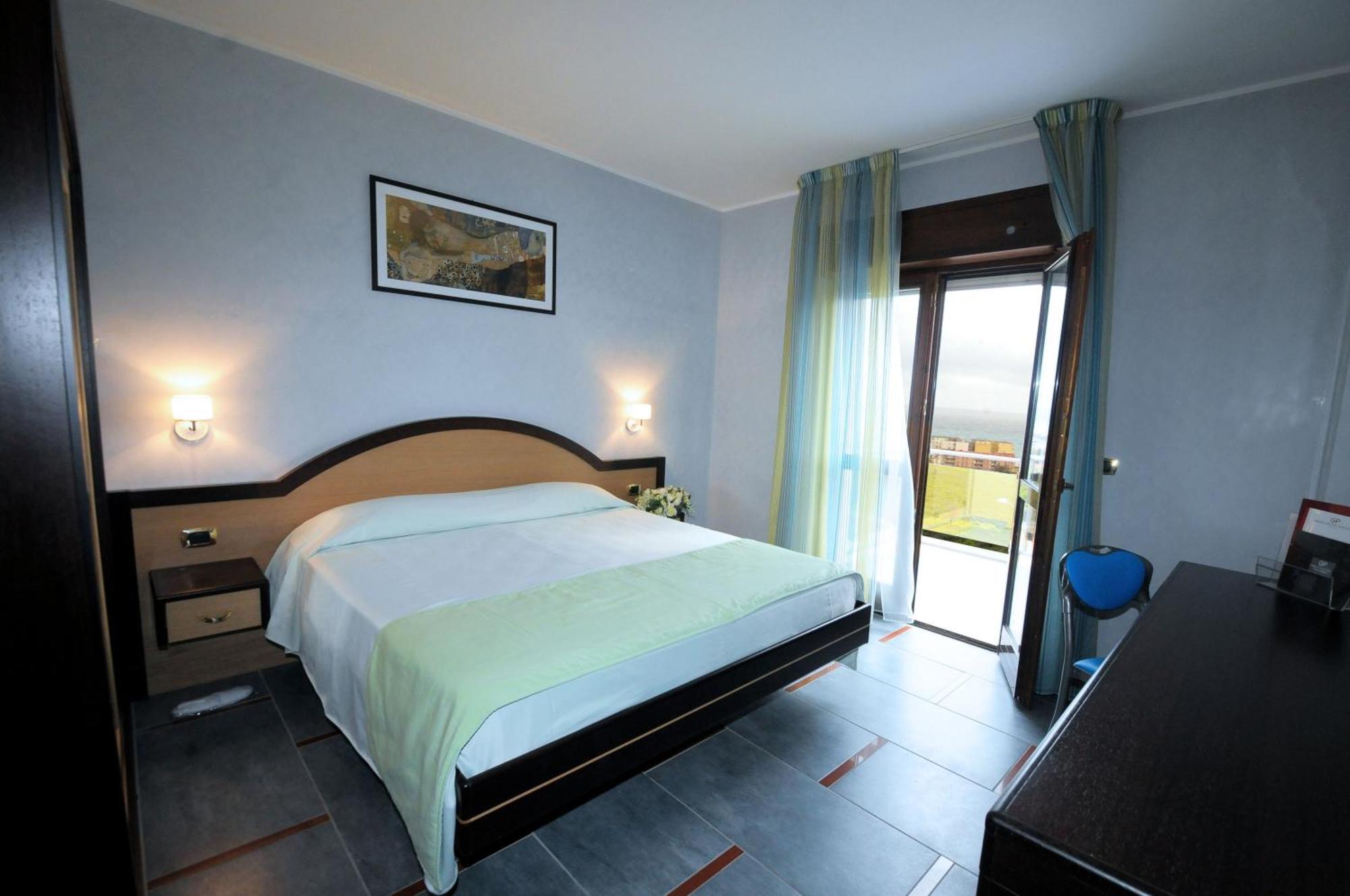 Grand Hotel Paradiso Catanzaro Værelse billede